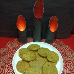 A picture of Crispy Palak Masala Mathri.