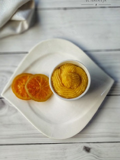 Una foto de Crema pastelera de naranja 🍊