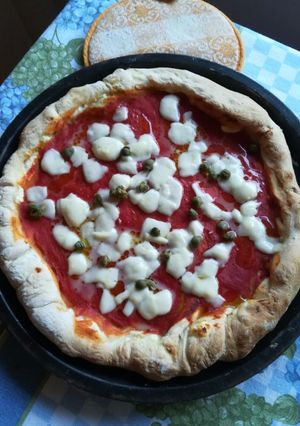 Foto di Pizza con cornicione ripieno