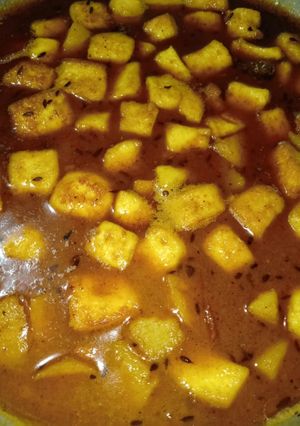 A picture of Paneer curry.