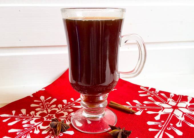 Кофе с бадьяном, кардамоном и корицей