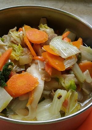 Foto resep Tumis Sawi Wortel Bakso dan Jamur