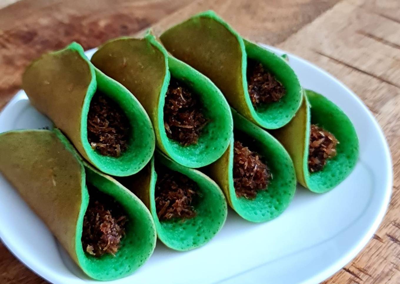 Kue Manja isi Unti Kelapa Gula Aren