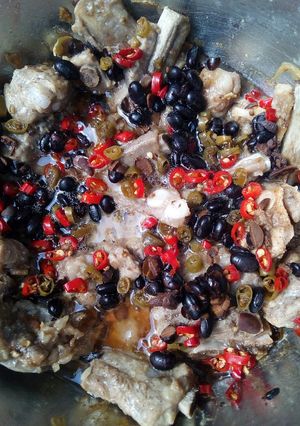 Foto resep Dim Sum Steamed Pork Ribs with Black Beans