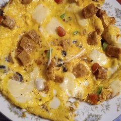 A picture of Pizza Omlette.