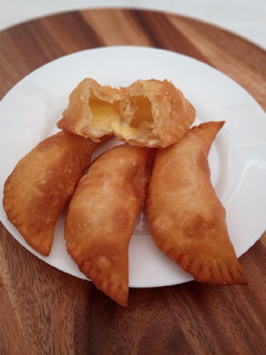 Una foto de Empanadas fritas de queso