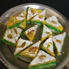 A picture of Kesar pista coconut burfi.