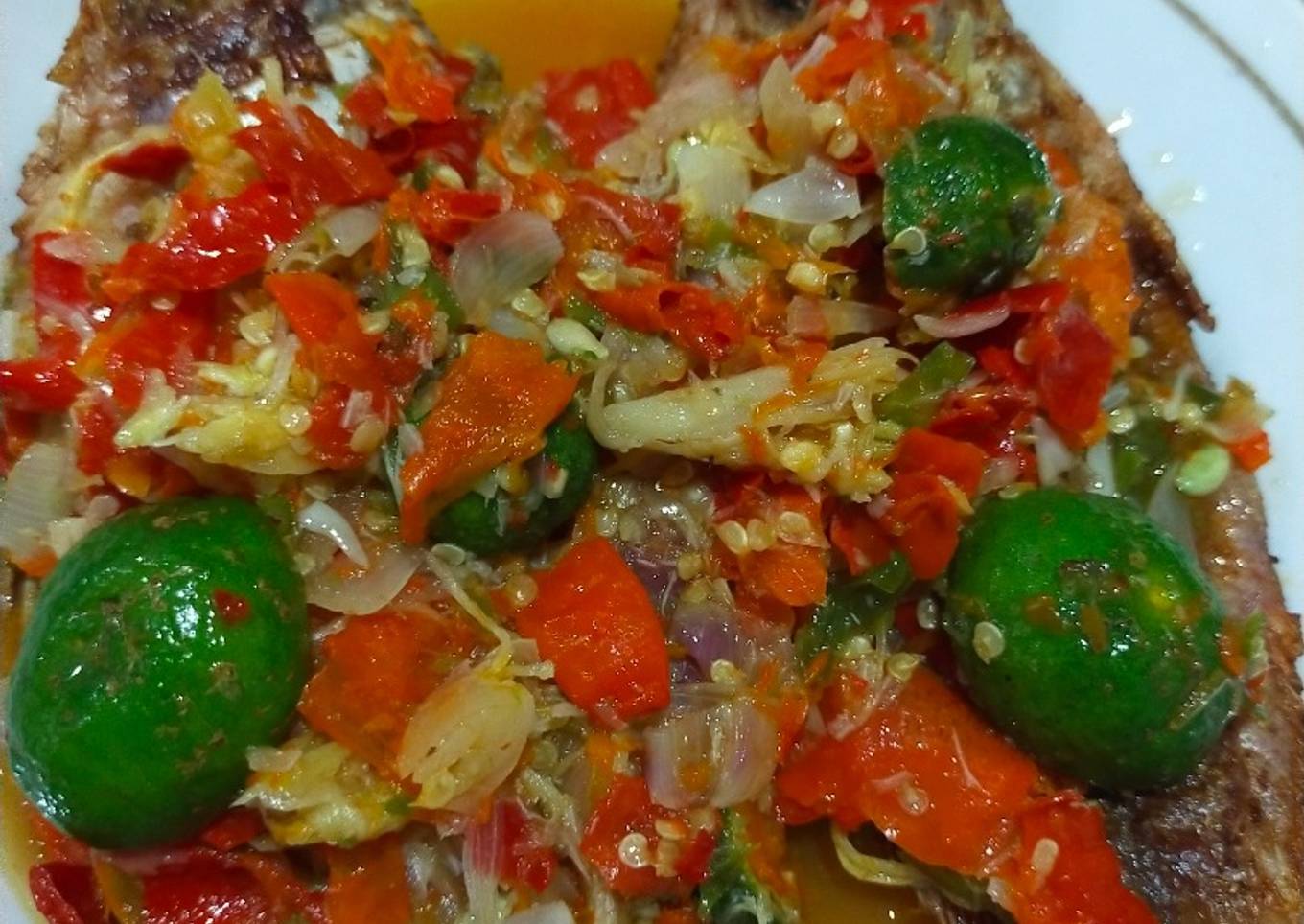 Pecak ikan nila