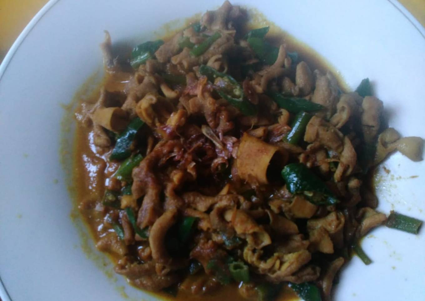 Krengsengan usus ayam