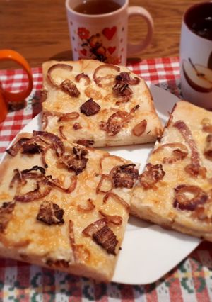 Kenyérlángos recept fotója
