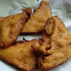 A picture of Bread Pakora.