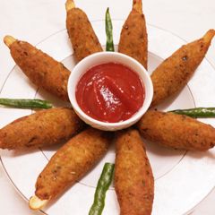 A picture of Roti & Rice Kebabs.