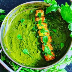 A picture of Hyderabadi Palak Paneer.