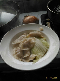 冷凍熟水餃加白菜 的食譜成品照片