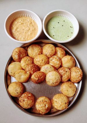 A picture of Rava Appe.