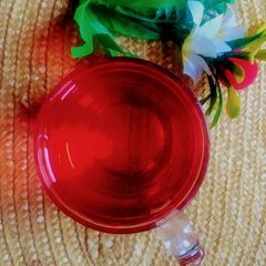 A picture of Jam e Shireen 🍷🍷.