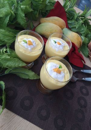 A picture of Mango mousse 🥭.