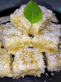 માંડવી પાક (Mandvi Paak Recipe In Gujarati) રેસીપી મુખ્ય ફોટો