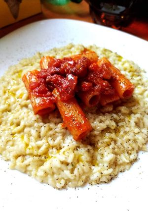 Foto di Risotto alla Parmigiana con Rigatoni All'amatriciana