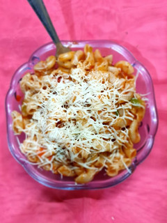 ચીઝ પાસ્તા (Cheese Pasta Recipe In Gujarati) રેસીપી મુખ્ય ફોટો