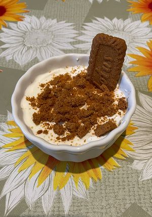 Foto di Porridge lotus con yogurt greco e fragole