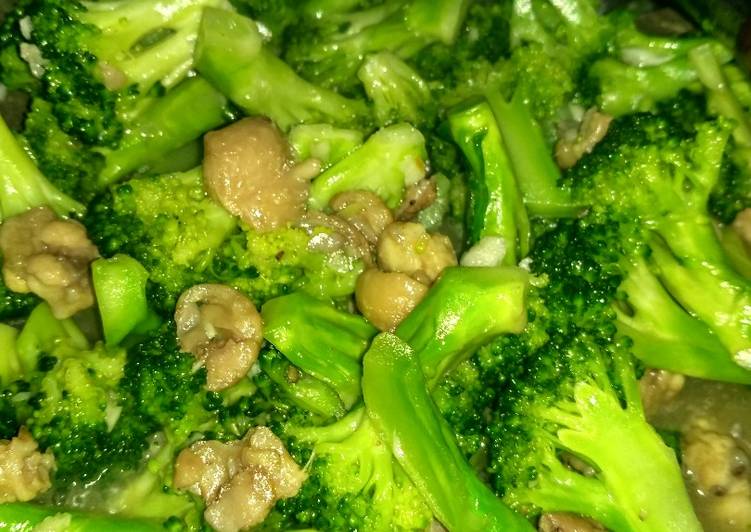 Resep Tumis brokoli ayam ayam yang Bikin Ngiler