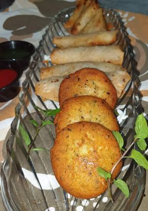 A picture of Chicken shami kabab.