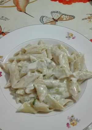 Una foto de Mostacholes con crema y verdeo