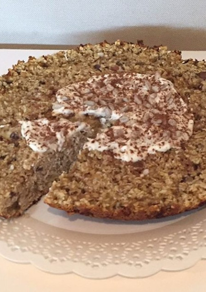 Una foto de Torta de Avena, coco y manzana saludable