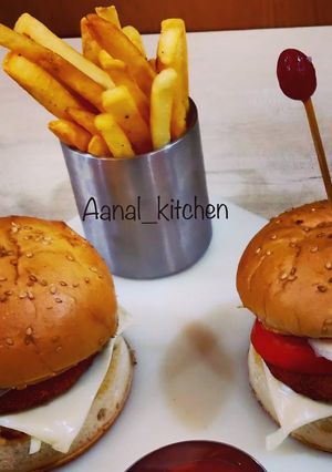 A picture of Aloo tikki burger.