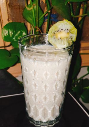 A picture of Kiwi smoothie.