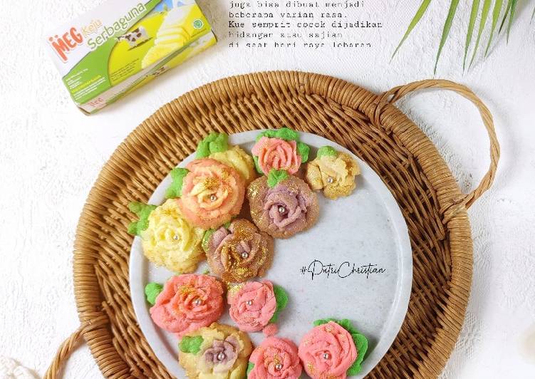 Resep Terbaru Rose flower Cookies (Kue Semprit keju) Enak Sederhana