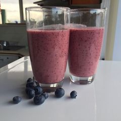 A picture of Blueberry Banana smoothie.