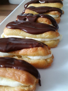 Klassische Eclairs mit Vanillecreme Rezepthauptbild