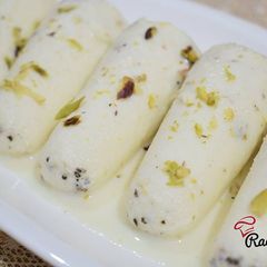 A picture of Malai Kulfi.