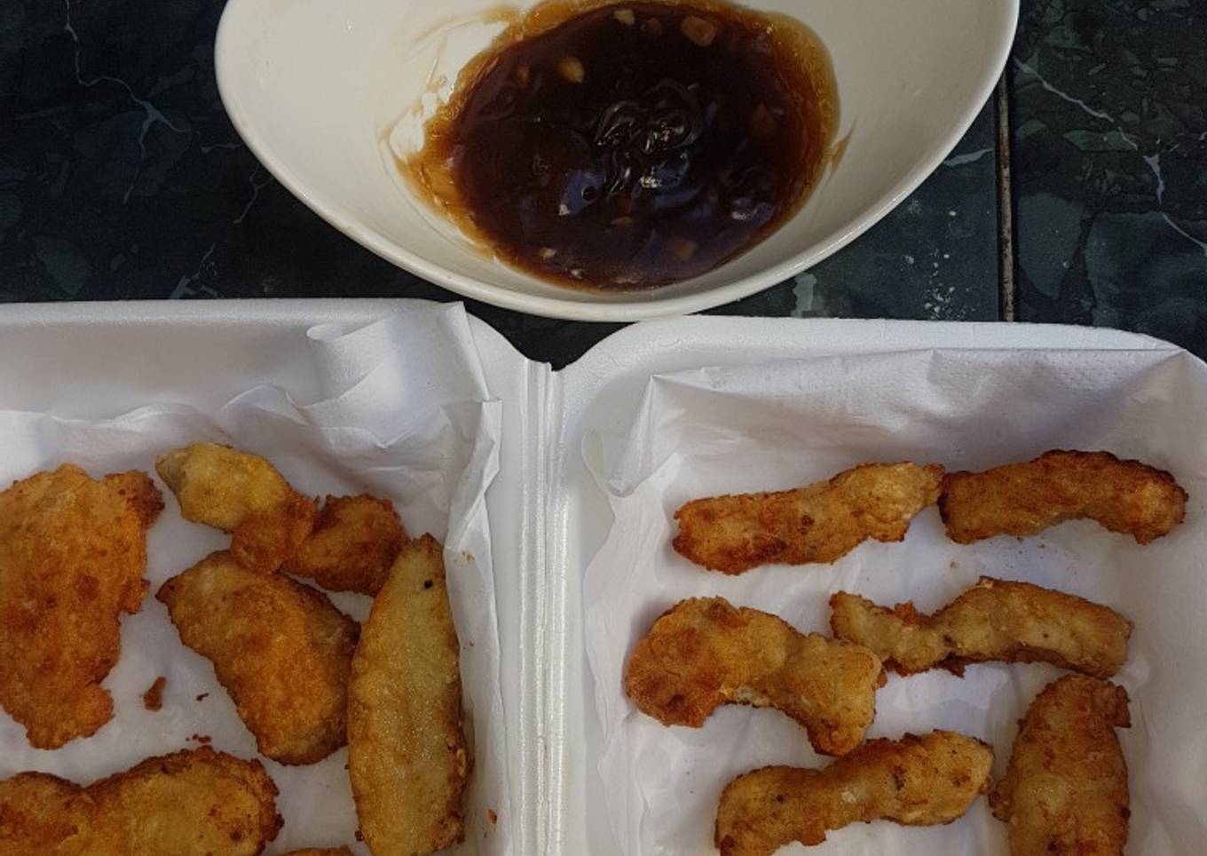 Pechugas de pollo crujientes con salsa de miel