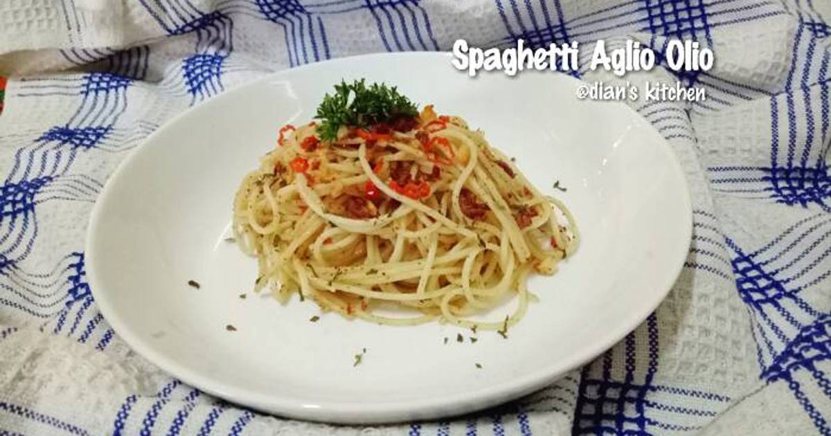 Resep Spaghetti Aglio Olio oleh • dian's kitchen • - Cookpad