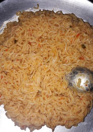 A picture of Boiled maggi.