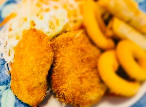 Una foto de Croquetas con crema de maíz súper cremosas Japonés CORN CREEMCOROCQUE🇺🇾🇯🇵コーンクリームコロッケ