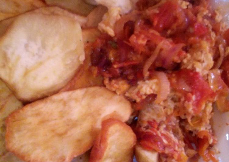 Step-by-Step Guide to Prepare Perfect Fried potatoes and egg sauce Cooking Basics for Beginners
