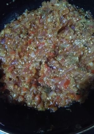 A picture of Baingan ka bharta.