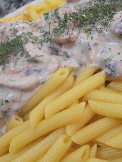 عکسی از دستور قارچ استراگانوف