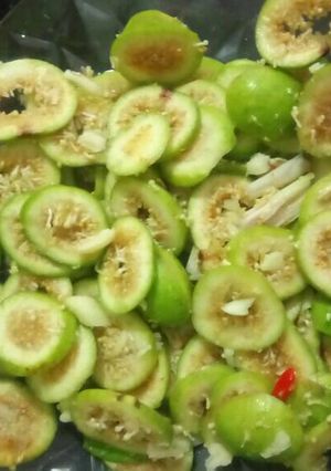 Hình của món Sung muối xổi.