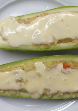 Una foto de Zucchinis rellenos saludables