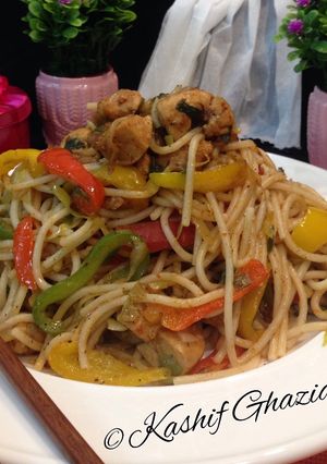 A picture of Chicken Vegetable Noodles #CookpadRamadan.