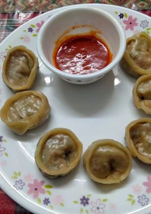 A picture of Cauliflower-Cauliflower filled Momos.