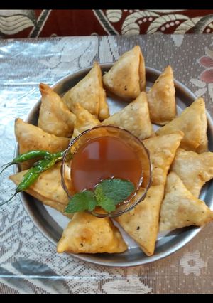 समोसा रेसिपी मुख्य फोटो