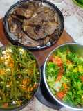 Churrascos al disco con ensaladas