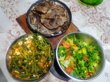 Churrascos al disco con ensaladas