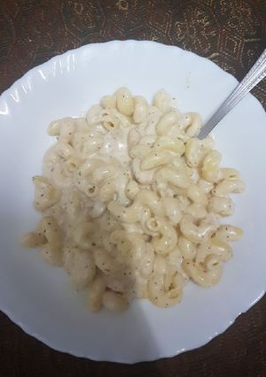 A picture of White pasta.